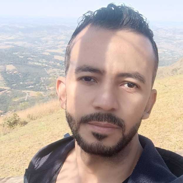 Isaias Apolinário